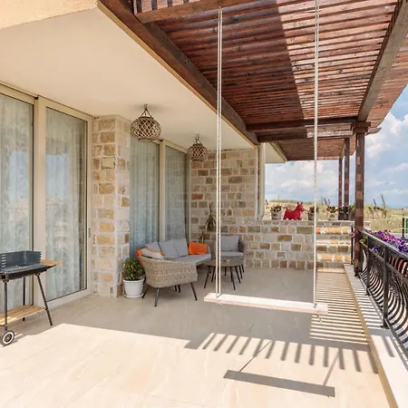 Dom wakacyjny Coral Luxury Villas De Margo